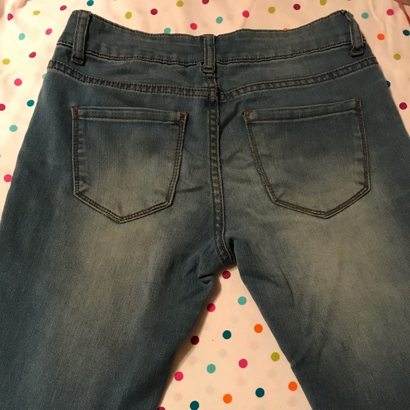Delia’s Olivia jegging Jeans - Picture 3 of 6